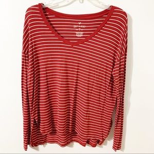 American Eagle Soft and Sexy Striped Long Sleeve Scoop V-Neck Pullover Top ❤️🤍